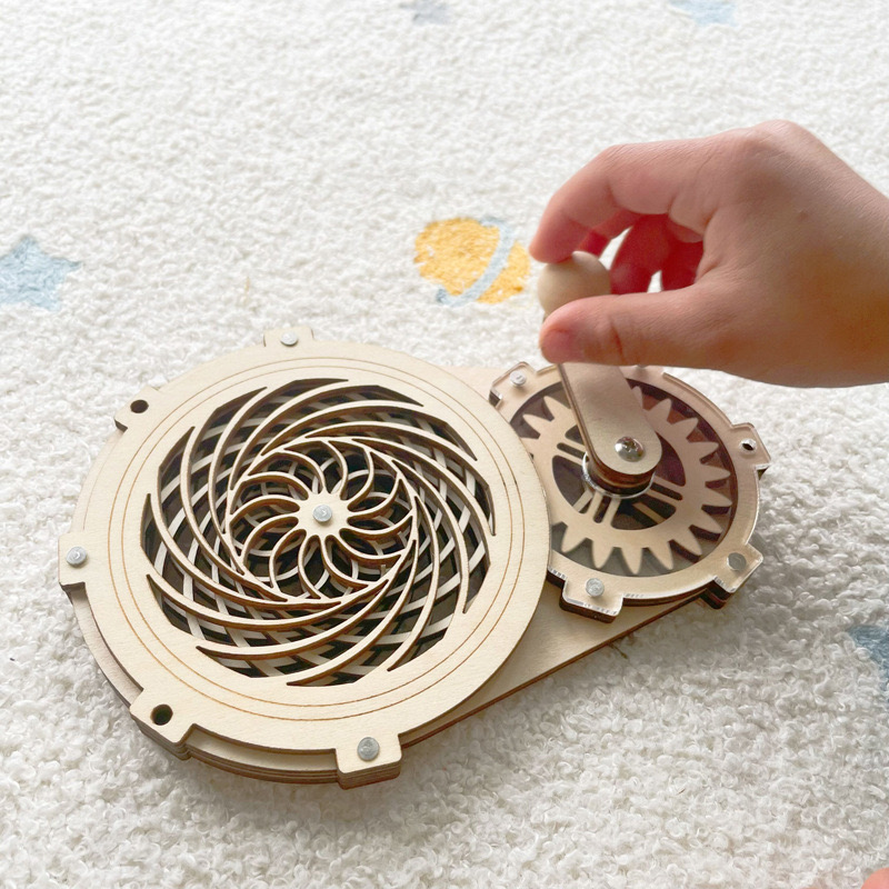 Wooden Busyboard DIY Toy Baby  - Kids Educational Box บทวิจารณ์และราคา